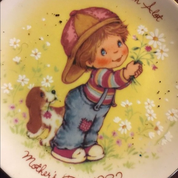 Avon Mother’s Day collectible plates 1981-1986 - Picture 4 of 6